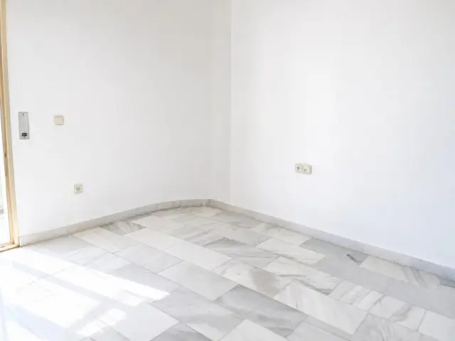 Apartment on Jacinto Benavente Street photo 3