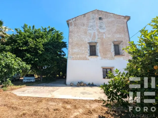 Rustic Finca on Carretera CV-50