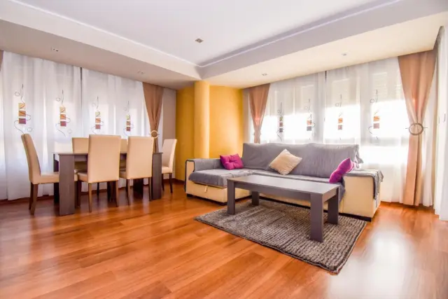 Apartment on Carrer del Deán López