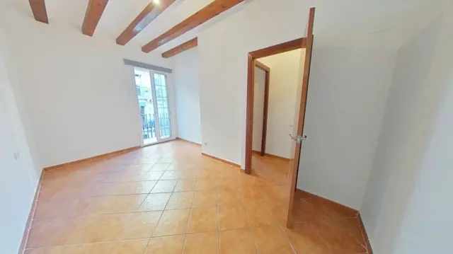 Flat in El Poble-sec photo 14