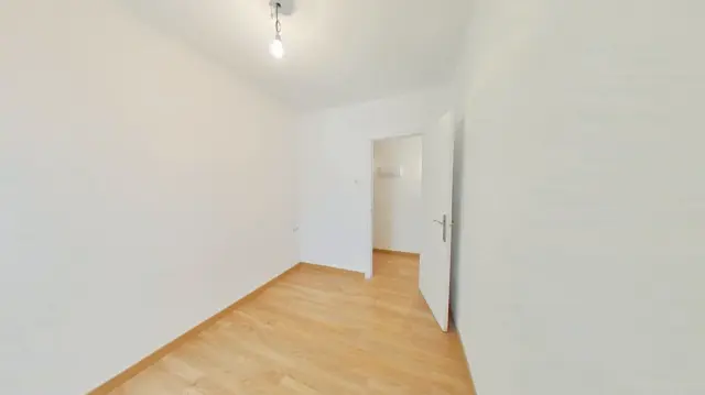 Apartment in Esplugues de Llobregat photo 12