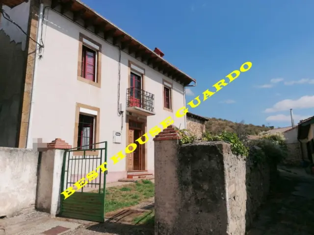 Casa en venda a Villaverde, Santibáñez de La Peña de 98.000 €