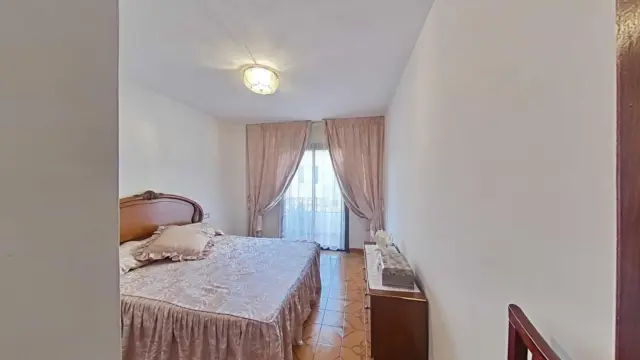 Flat in Carrer de Caballero d'Asphelt photo 11