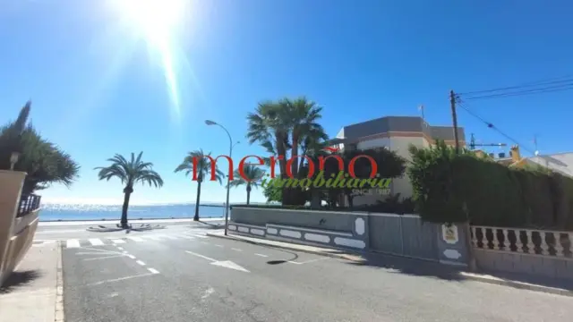 Chalet in Santa Pola