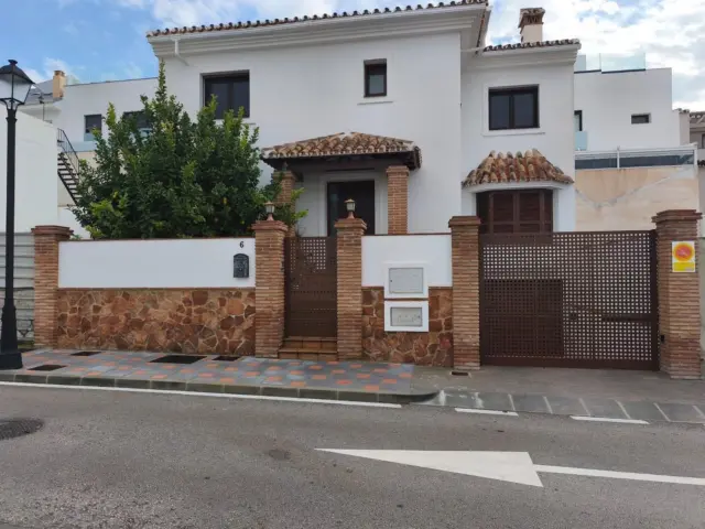 Chalet in Los Pacos