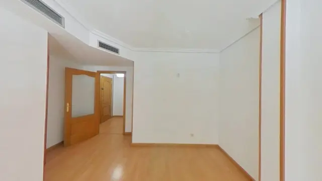 Flat in Moscardó photo 6