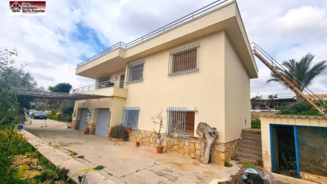 House in Urbanizations