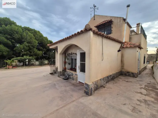 Chalet en calle Rebolledo El
