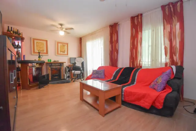 Apartment on Calle de Valle-Inclán photo 3