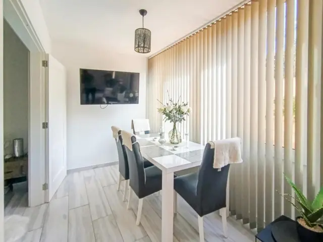 Flat on Calle Rodeo, 3 photo 2