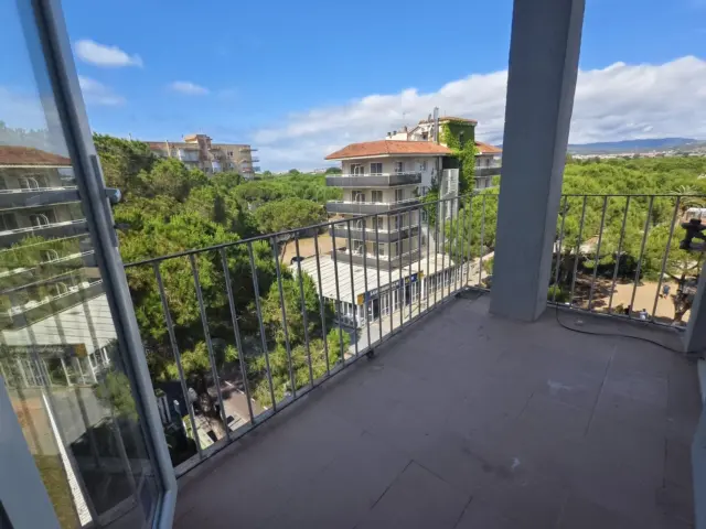 Apartment on Avinguda de la Vila de Madrid photo 3