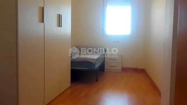 Flat for sale in Calle Flores, Pedanías (Teruel Capital) of 136.000 €