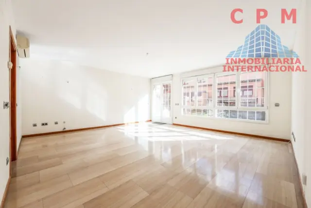 Casa adosada en alquiler en Salvador - Imagen 38