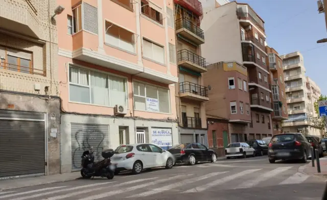 Commercial premises for rent in Calle del Capità Baltasar Tristany, near Avinguda de la Llibertat, Pont Nou (District Núcleo Urbano. Elx - Elche) of 450 €<span>/month</span>