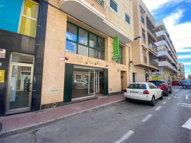 Commercial premises for sale in Carrer del Marquès de Molins, Centre-Port-Platja Llevant (Santa Pola) of 99.900 €