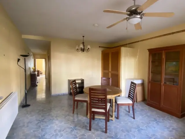 Apartamento en Institutos