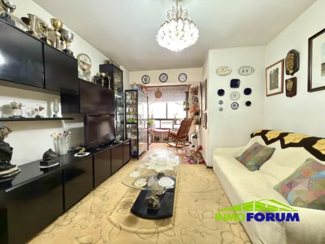 Apartment in Ronda de Outeiro