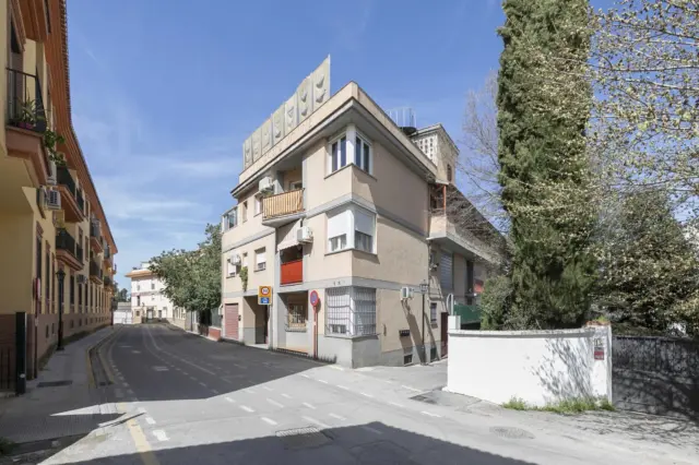 Duplex on Calle de la Iglesia