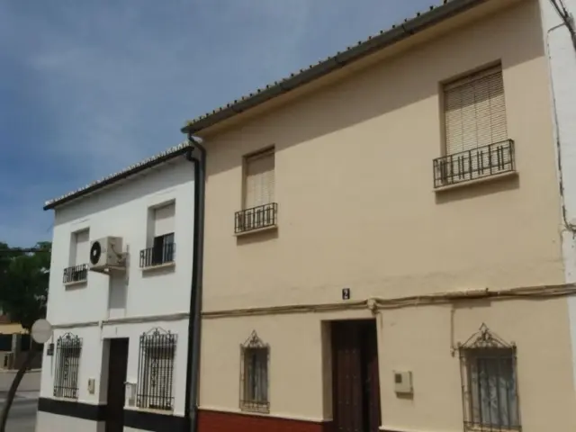 Casa adossada en venda a Calle del Ruiseñor, 2, Campillos de 49.999 €