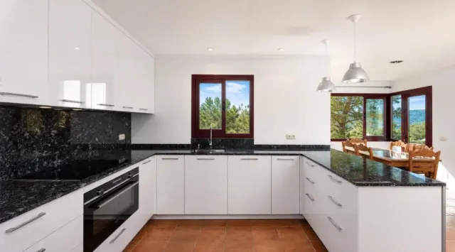 Chalet in Sierra Blanca photo 15