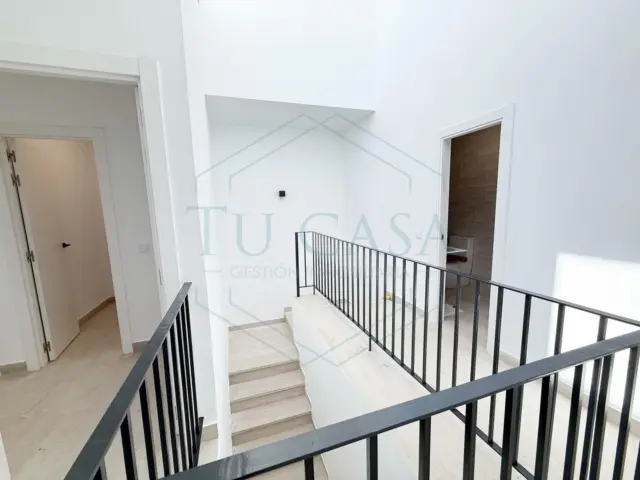 Townhouse in Mayorazgo photo 30
