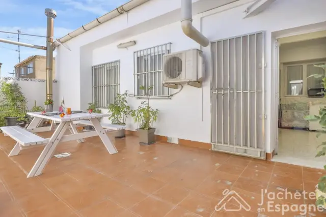 Terraced house on Calle de San Vicente photo 4