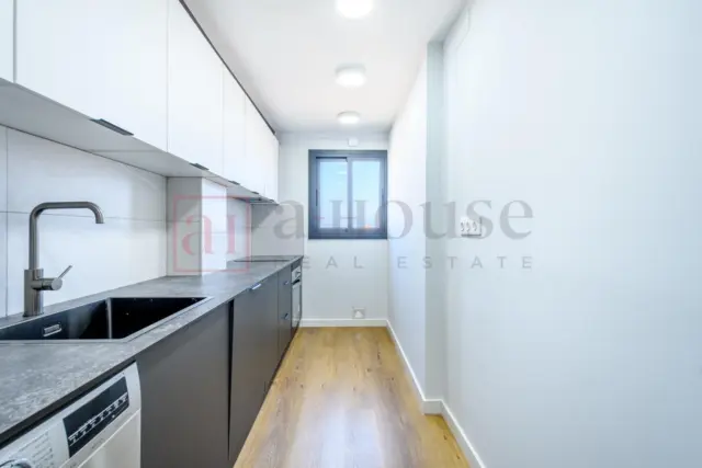 Apartment on Carrer d'Alfons 'el Magnànim' photo 9