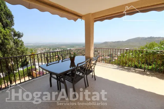 Chalet in Carrer dels Serrans photo 3