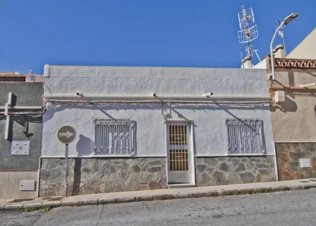 Casa adosada en calle Pío Baroja