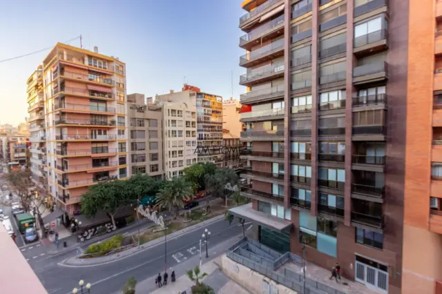 Piso en Rambla de Méndez Núñez