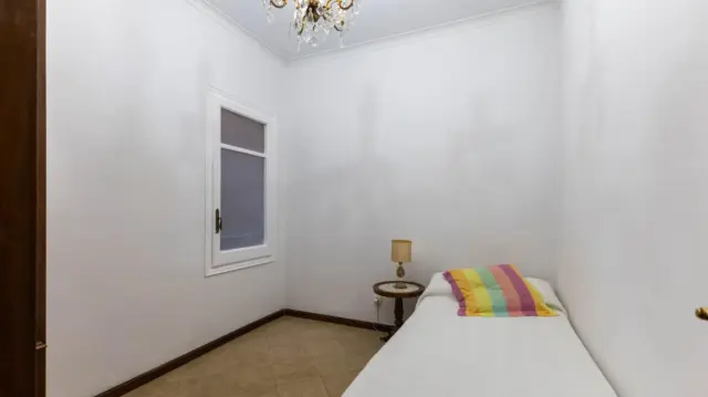 Apartment on Avinguda de la Riera de Cassoles photo 25