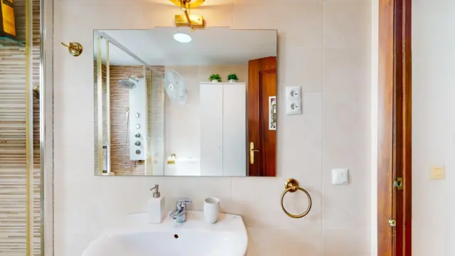 Apartment on Carrer Gabriel Miró photo 35