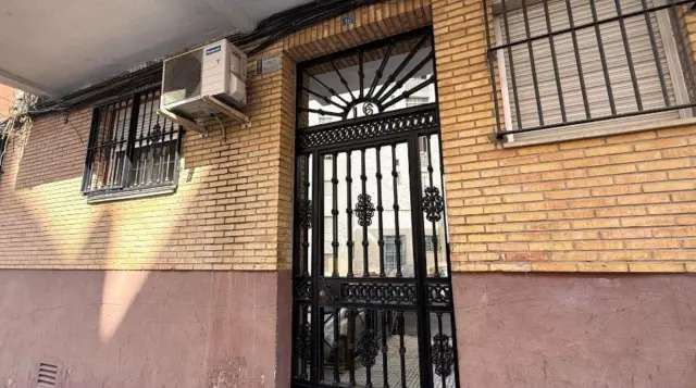 Piso en calle Legión Española, 16