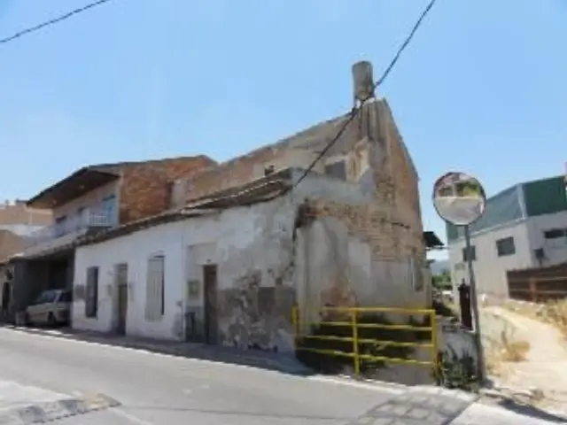Terraced house at Carril de los Pinos, 164