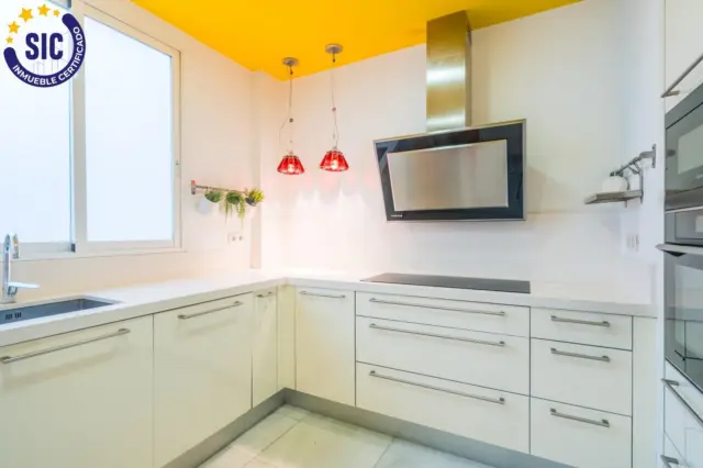 Apartment on Carrer de la Llanterna photo 17