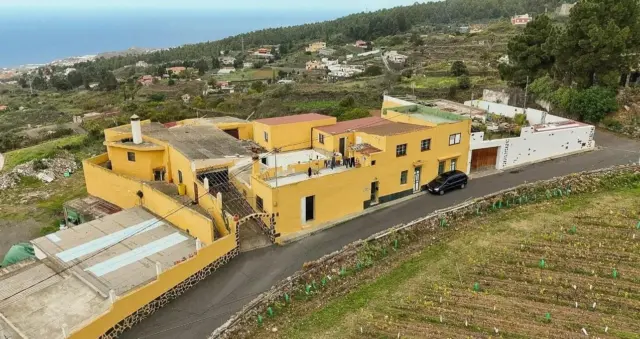Rustic finca at Calle Hoya Canales, No. 52