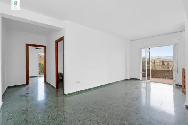 Apartment in Alhamar