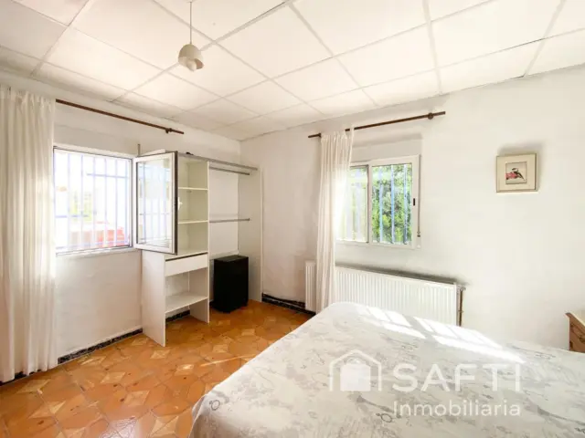 Rustic finca in Godelleta
