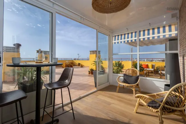 Penthouse on Calle Alfonso XIII photo 2