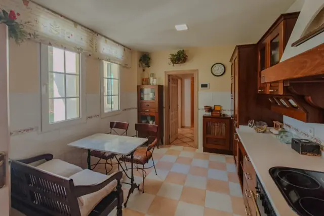 Chalet in El Monte photo 17