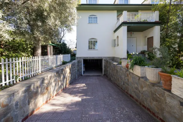 Chalet on Calle 163 Avenida de los Alamos photo 14