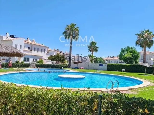 Chalet in Montebello - Nou Espai