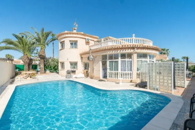 Chalet en La Zenia