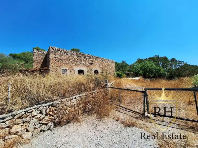 Rustic finca on Calle Poligono 9 Parcela 69