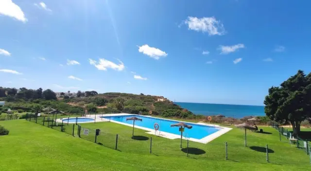 Semi-detached house in Conil