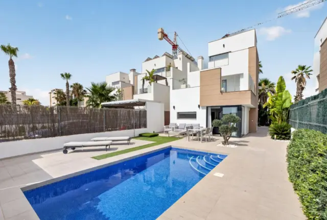 Chalet on Carrer la Rambla