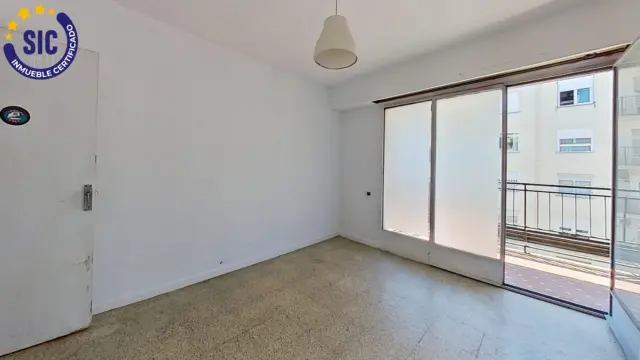 Piso en calle del Arzobispo Fabian y Fuero