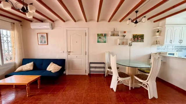 Apartment for sale on Calle Navel