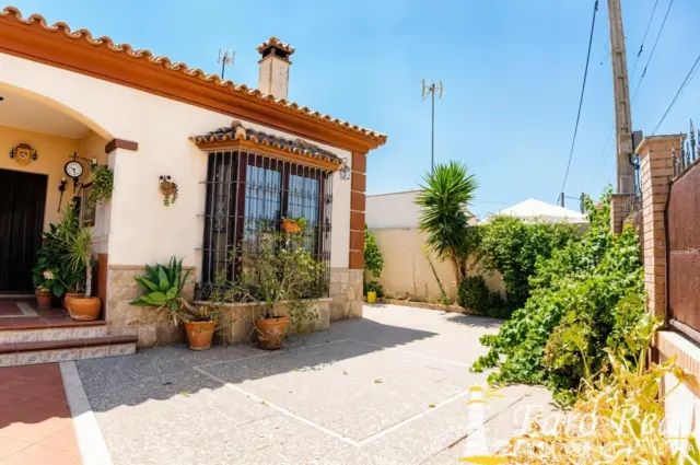 Chalet on Avenida de la Marina photo 45