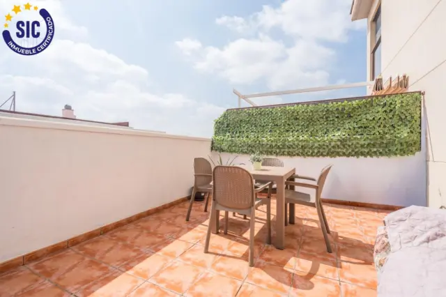 Duplex Penthouse on Carrer del Cronista Cervero photo 4